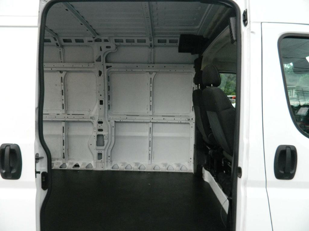 2023 RAM Promaster Image 9
