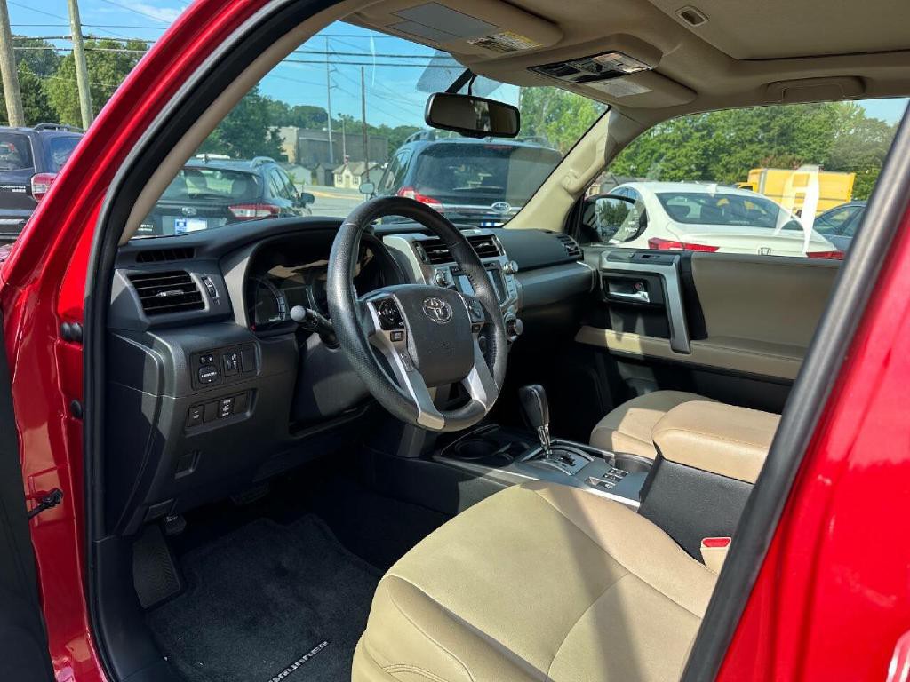 2017 Toyota 4Runner Image 21