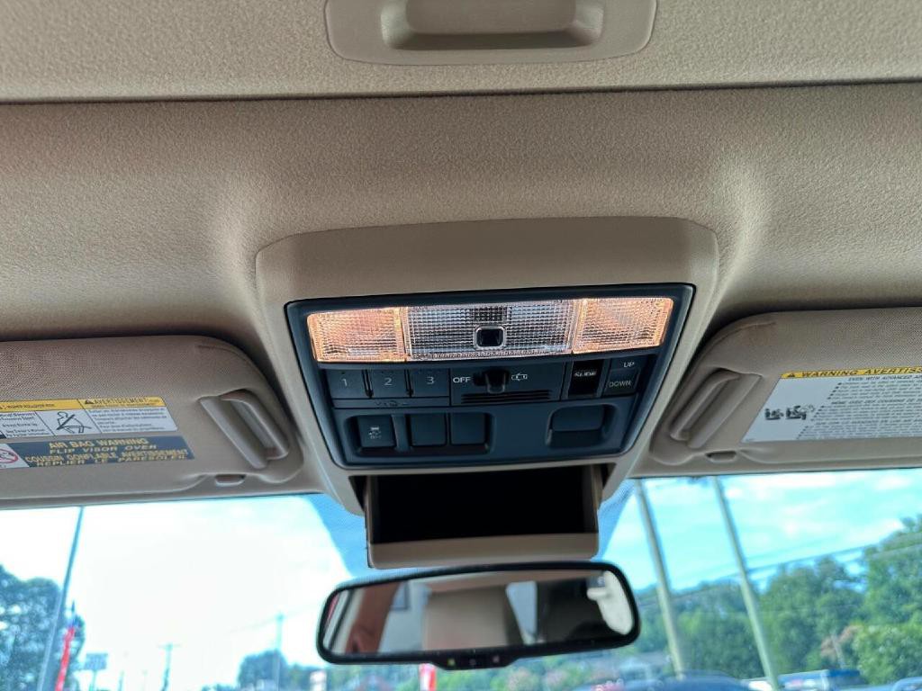 2017 Toyota 4Runner Image 29