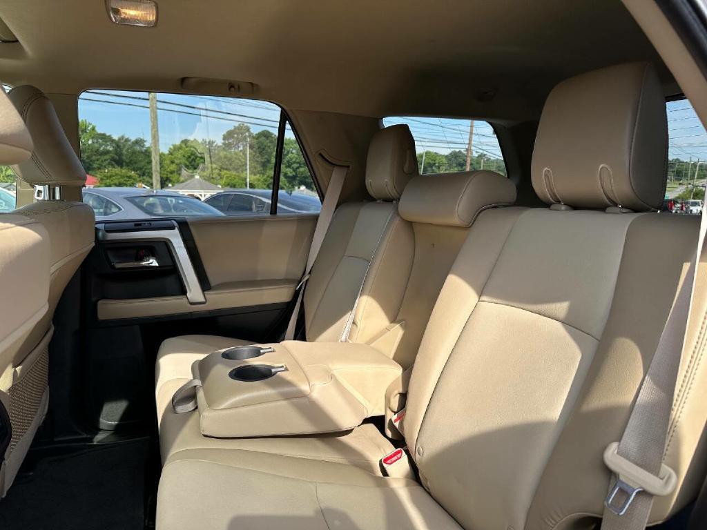 2017 Toyota 4Runner Image 35