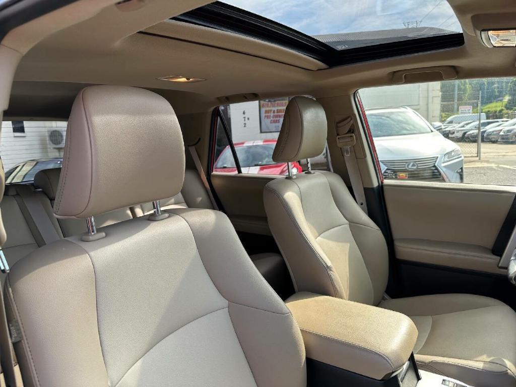2017 Toyota 4Runner Image 48