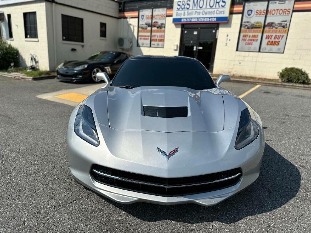2017 Chevrolet Corvette Image 2