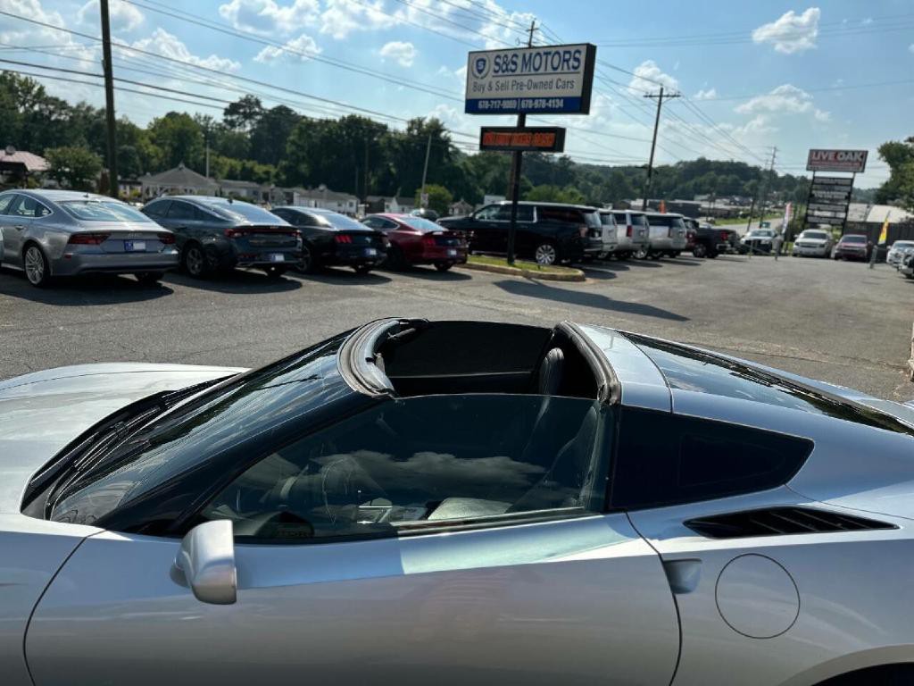 2017 Chevrolet Corvette Image 13