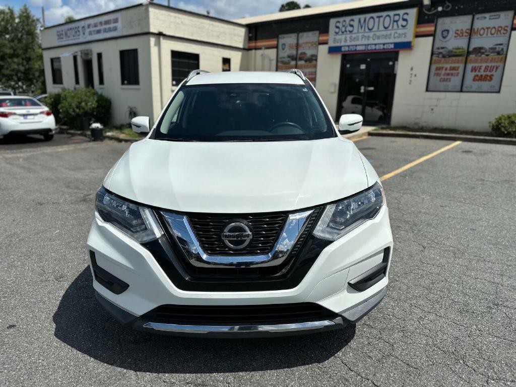 2019 Nissan Rogue Image 2