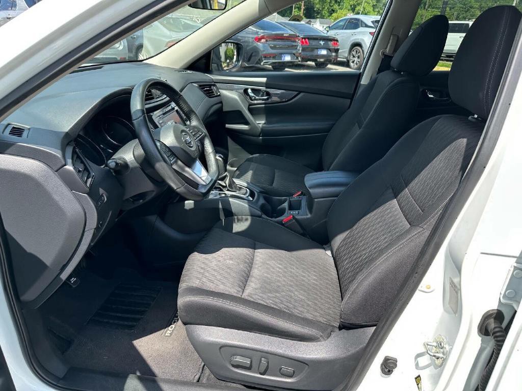2019 Nissan Rogue Image 13