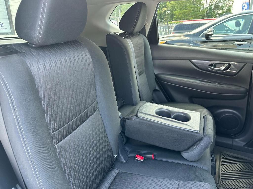 2019 Nissan Rogue Image 19