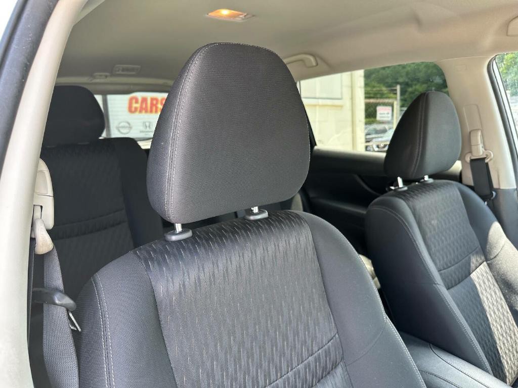 2019 Nissan Rogue Image 22
