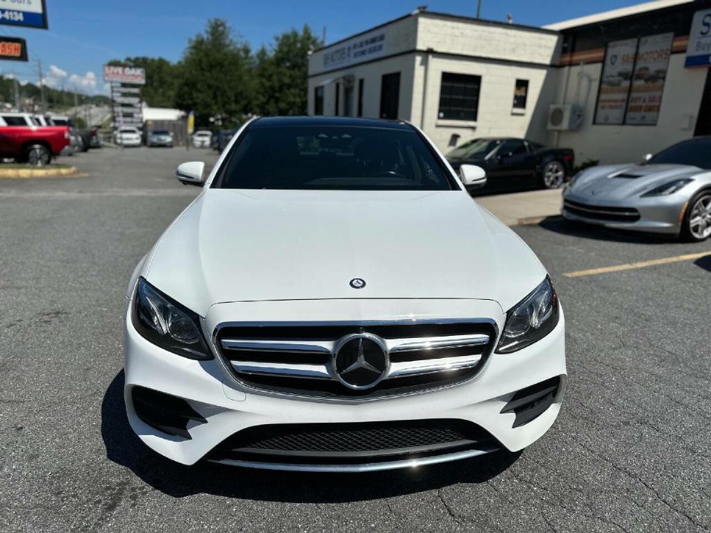 2017 Mercedes-Benz E-Class Image 2