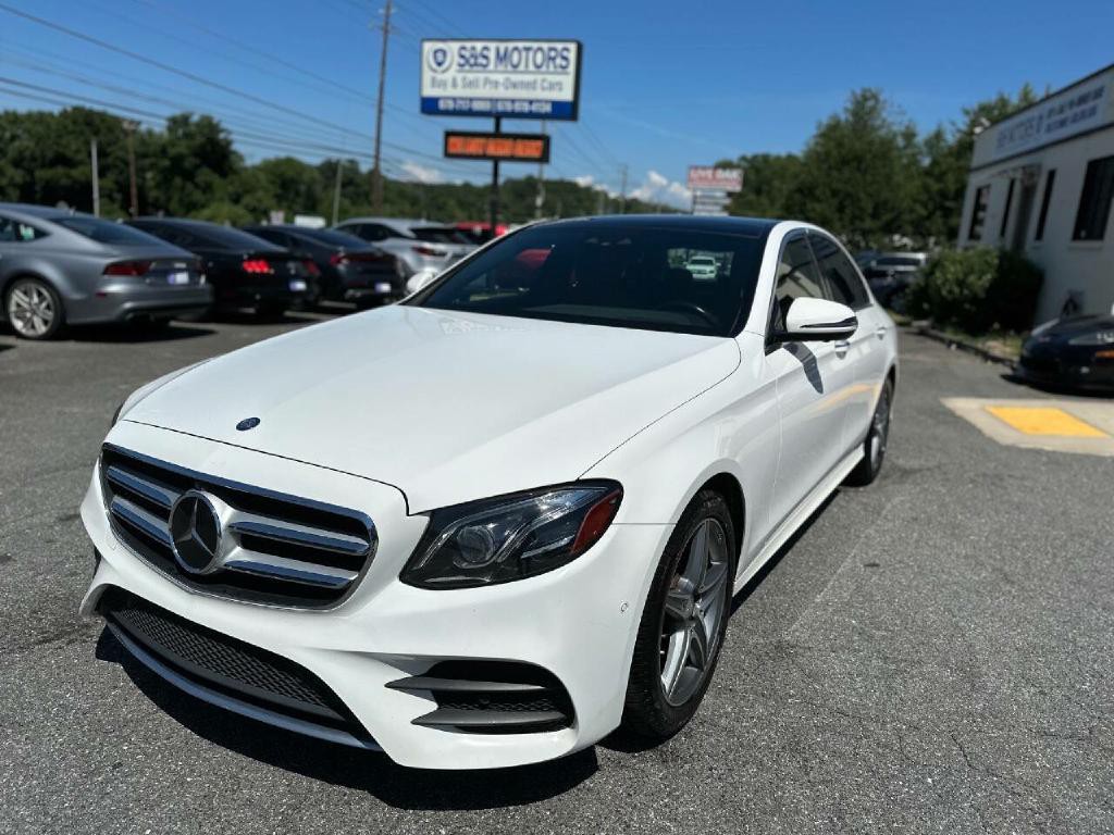 2017 Mercedes-Benz E-Class Image 3