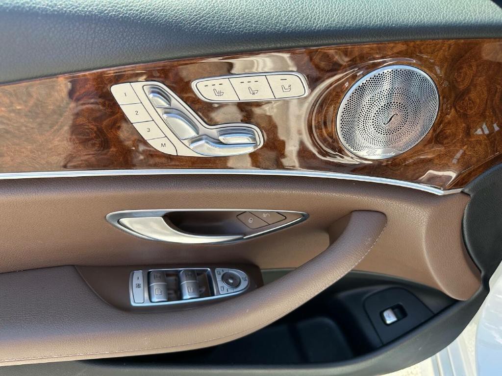 2017 Mercedes-Benz E-Class Image 18