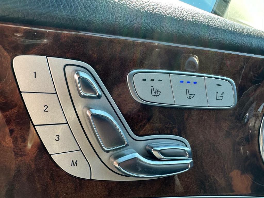 2017 Mercedes-Benz E-Class Image 33