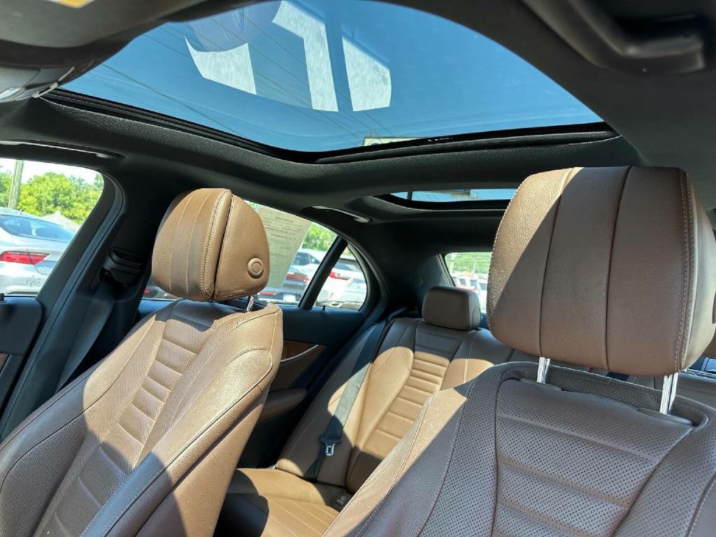 2017 Mercedes-Benz E-Class Image 35