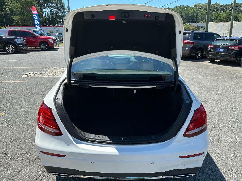 2017 Mercedes-Benz E-Class Image 49