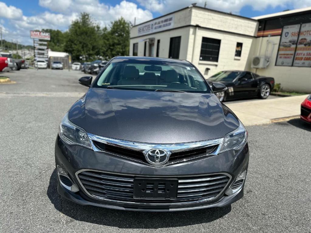 2015 Toyota Avalon Image 2