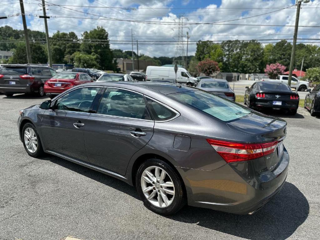 2015 Toyota Avalon Image 6