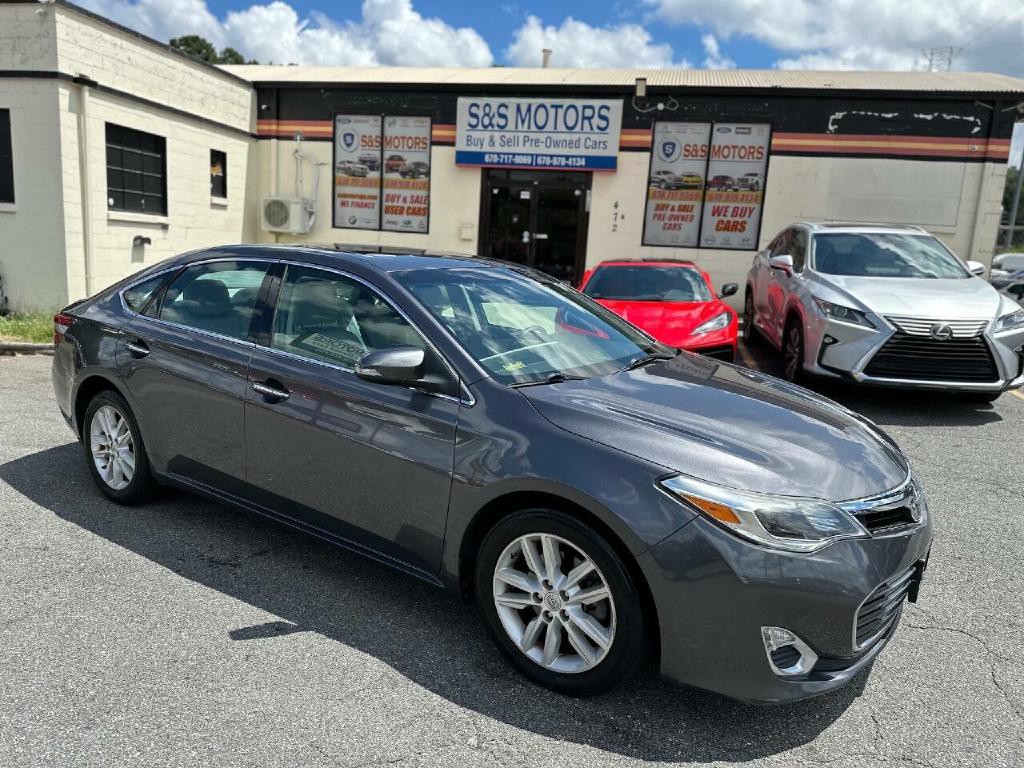 2015 Toyota Avalon Image 10