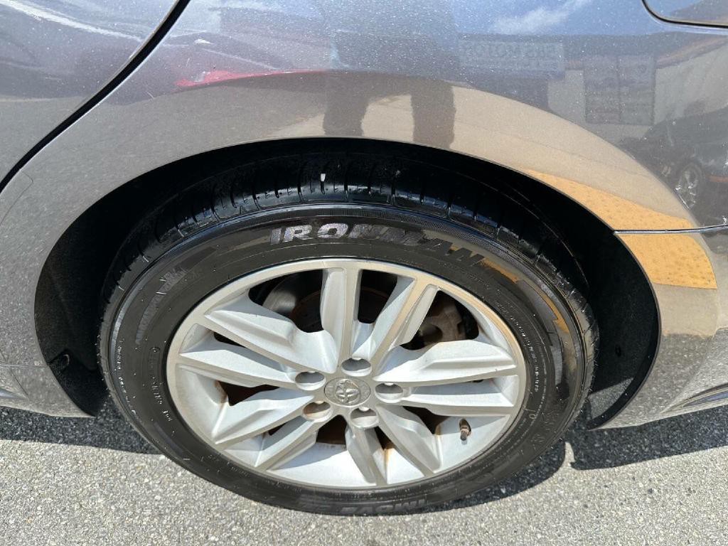 2015 Toyota Avalon Image 14