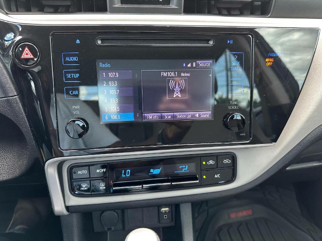 2018 Toyota Corolla Image 19