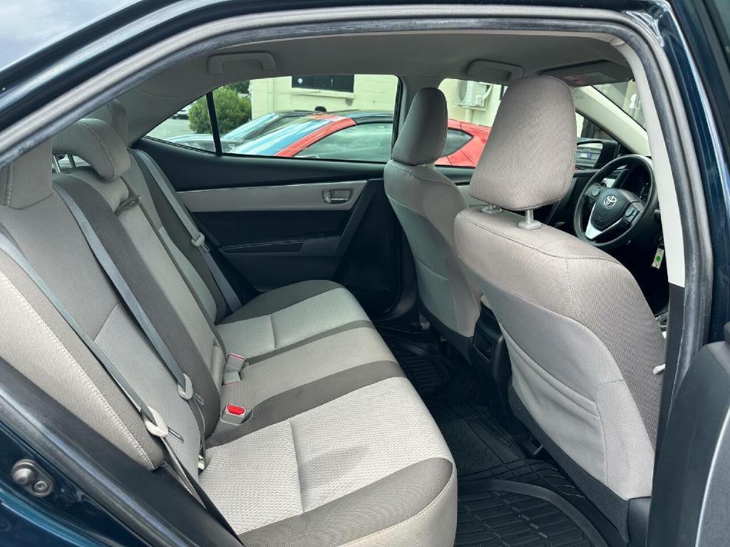 2018 Toyota Corolla Image 31
