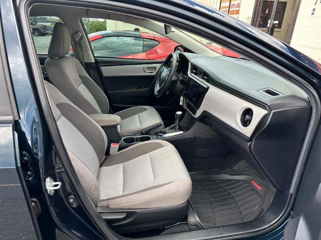 2018 Toyota Corolla Image 33
