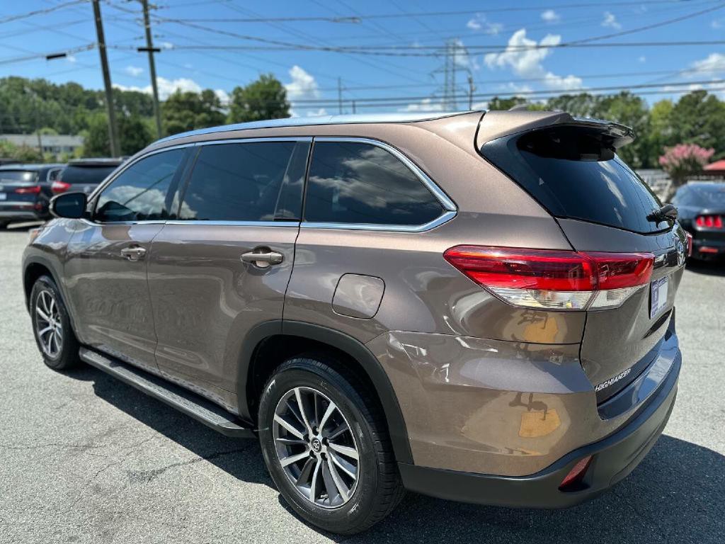 2018 Toyota Highlander Image 6