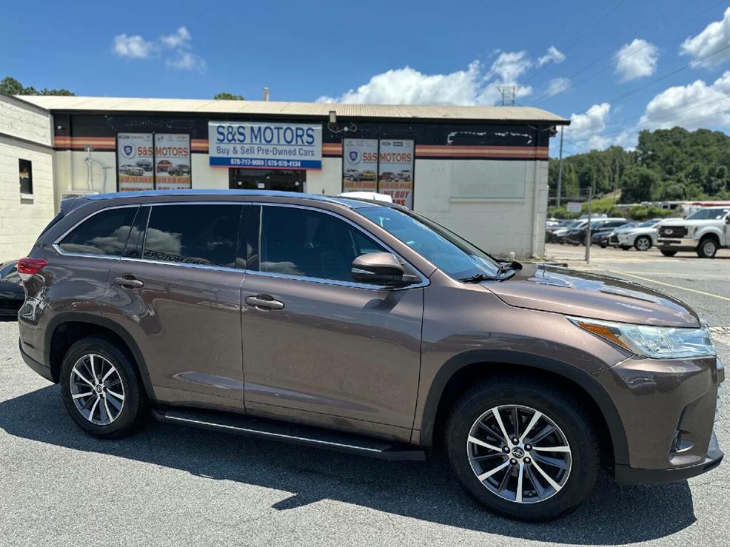 2018 Toyota Highlander Image 10