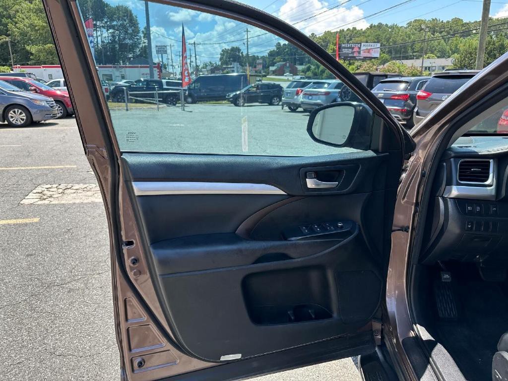 2018 Toyota Highlander Image 13