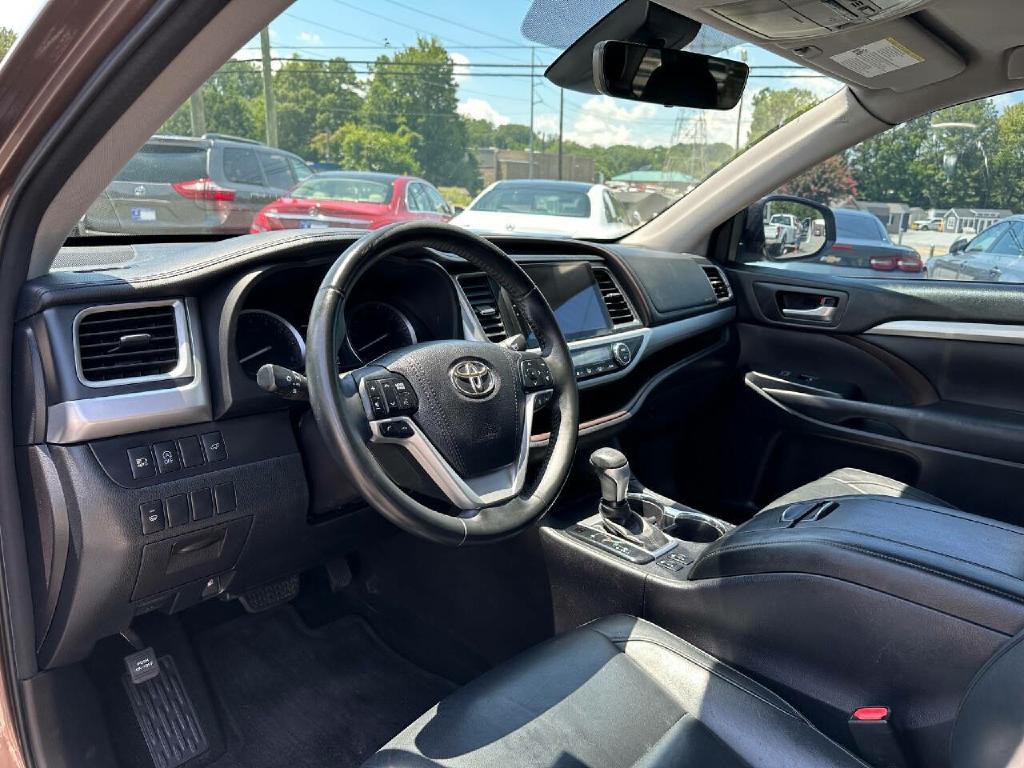 2018 Toyota Highlander Image 15