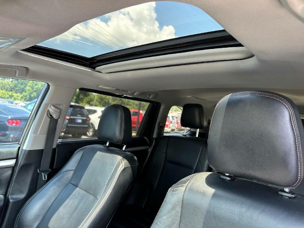 2018 Toyota Highlander Image 32