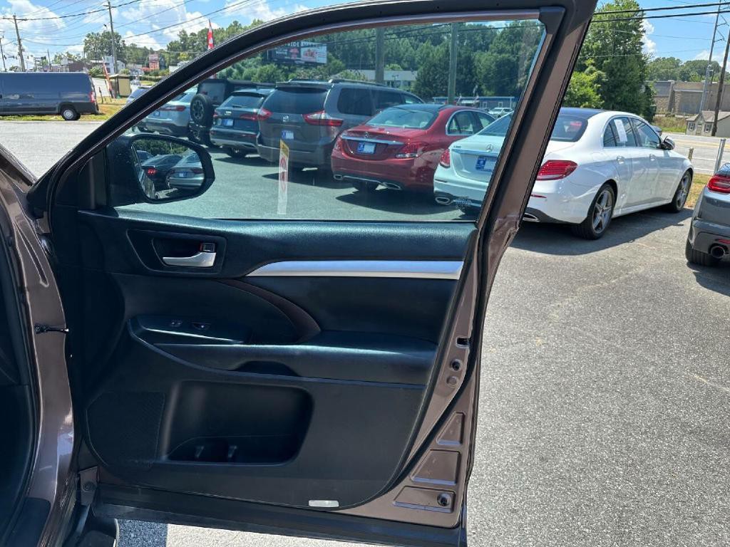 2018 Toyota Highlander Image 47