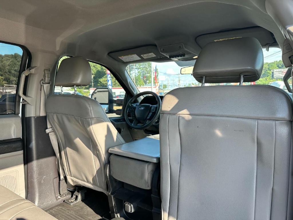 2019 Ford F-350 Image 32