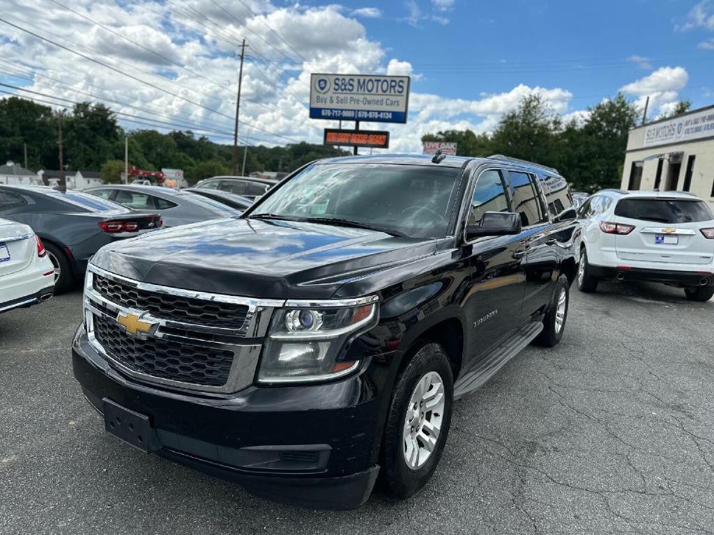 2015 Chevrolet Suburban Image 3