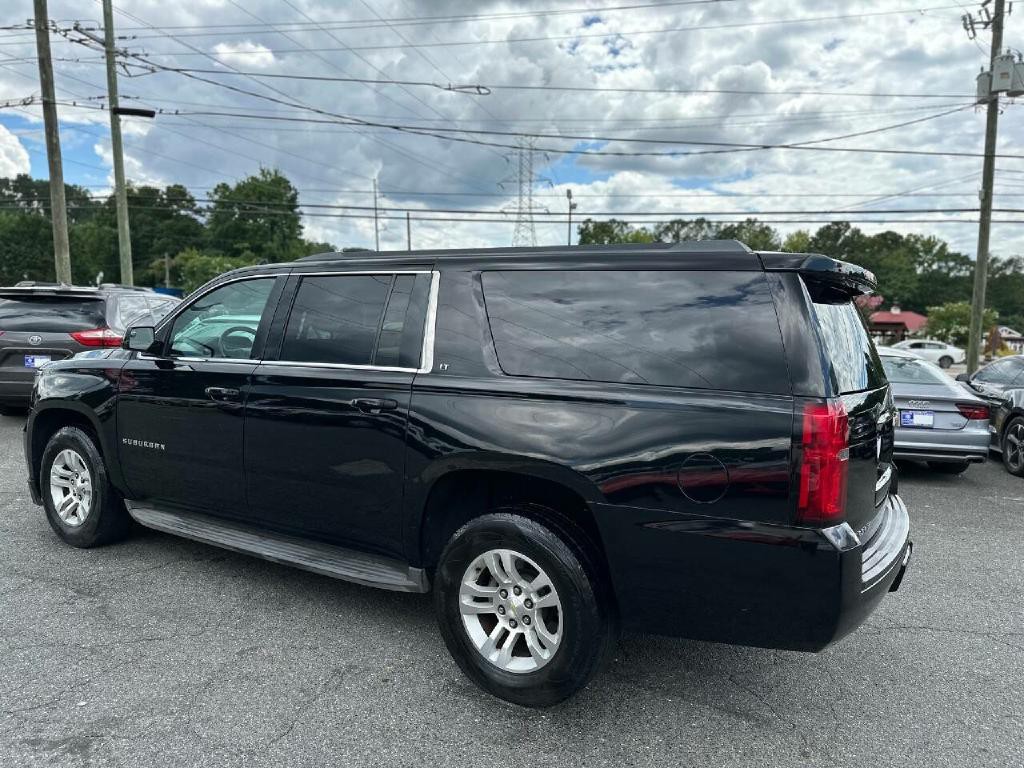 2015 Chevrolet Suburban Image 5
