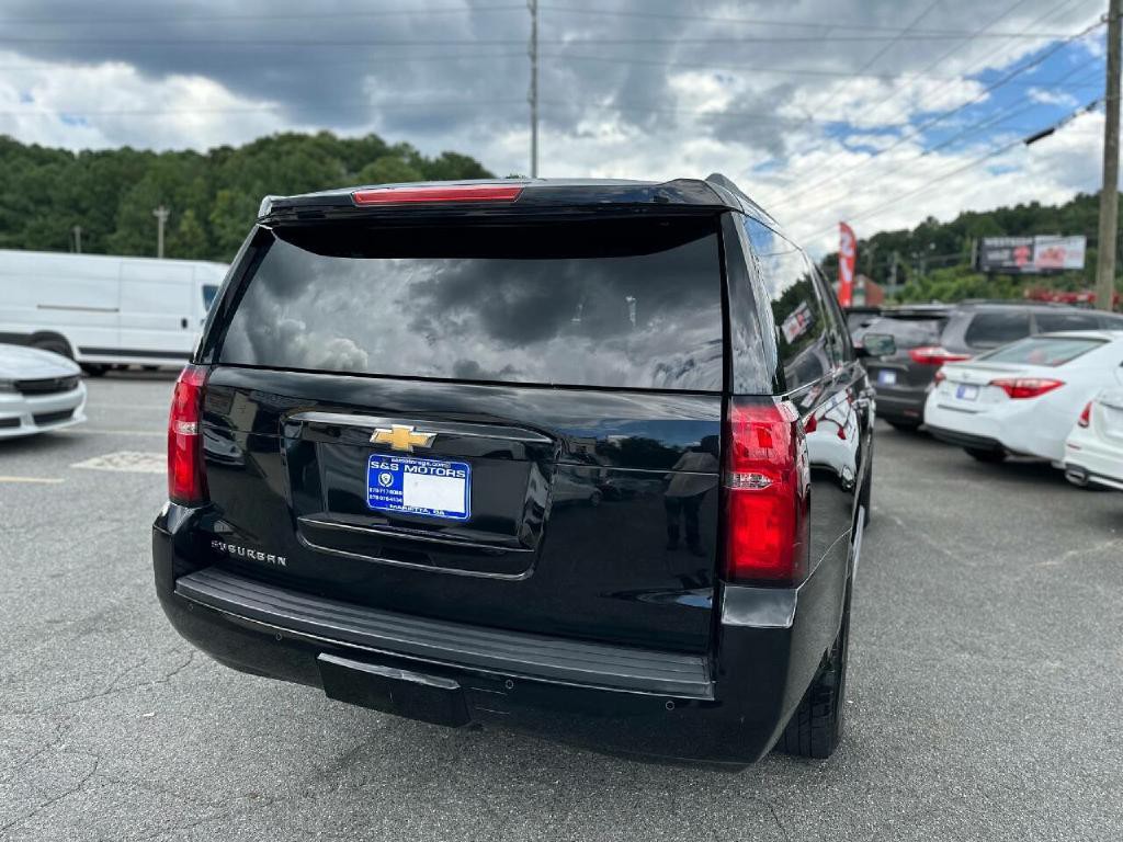 2015 Chevrolet Suburban Image 7