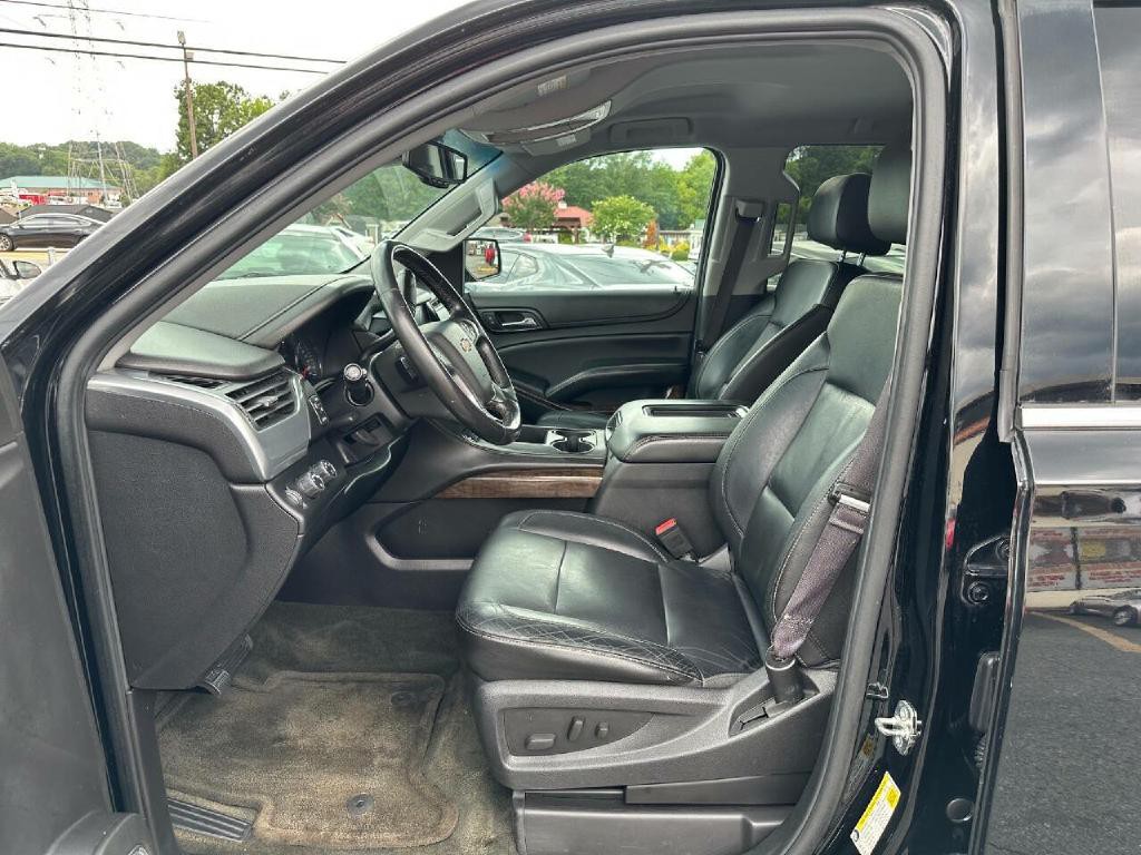 2015 Chevrolet Suburban Image 14
