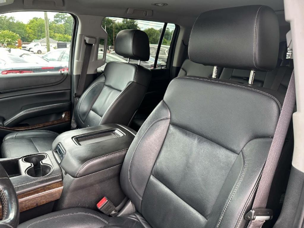 2015 Chevrolet Suburban Image 24