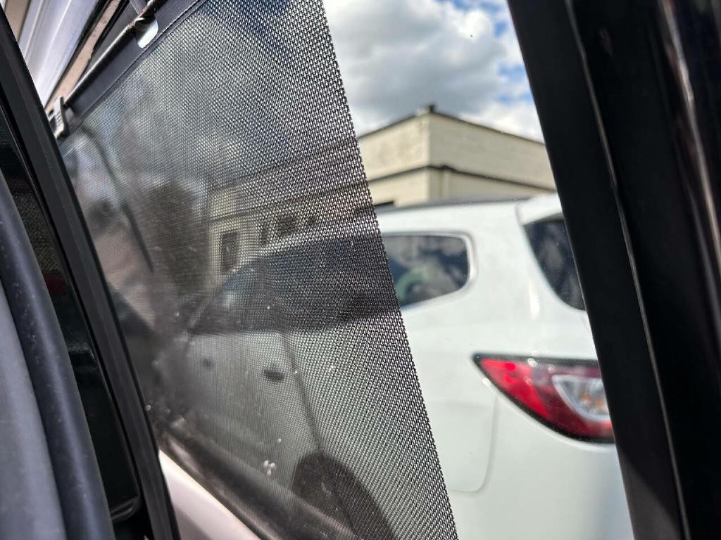 2016 Toyota Sienna Image 33