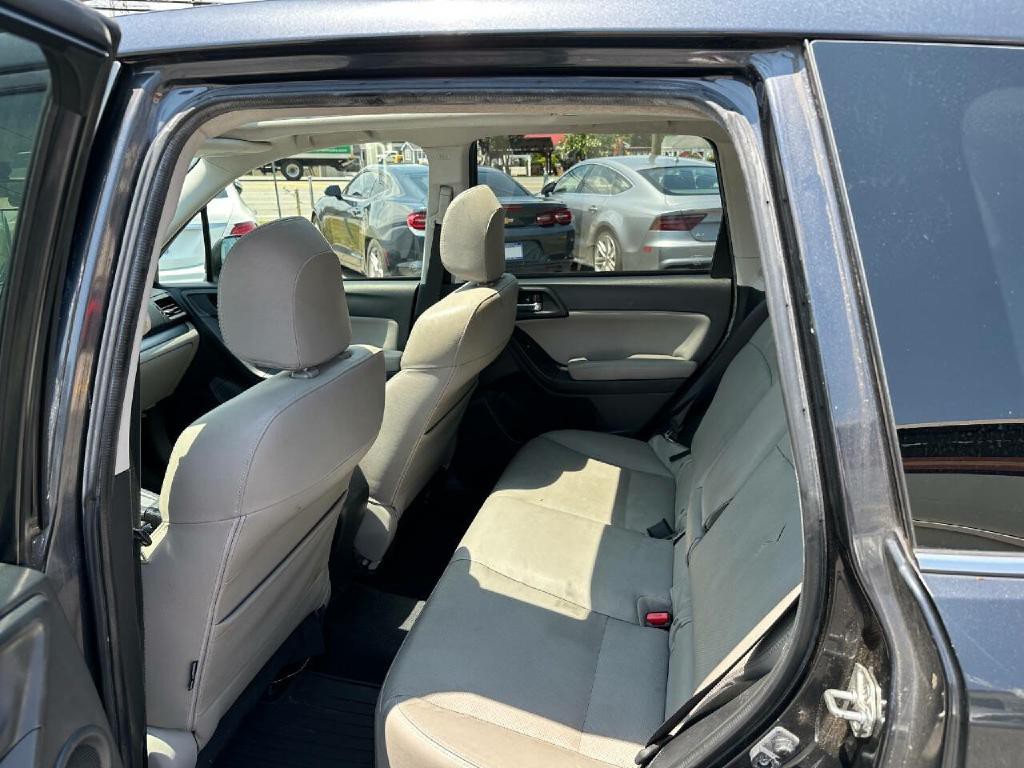 2015 Subaru Forester Image 24