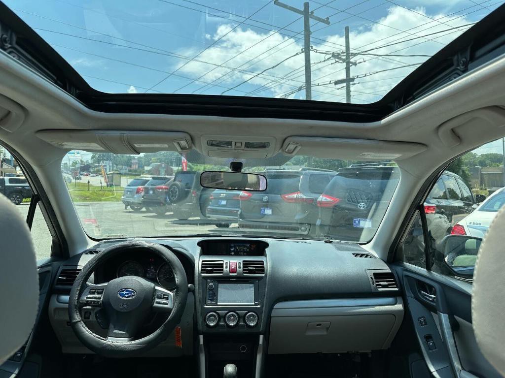 2015 Subaru Forester Image 26