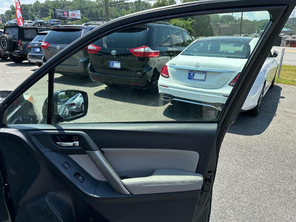 2015 Subaru Forester Image 29