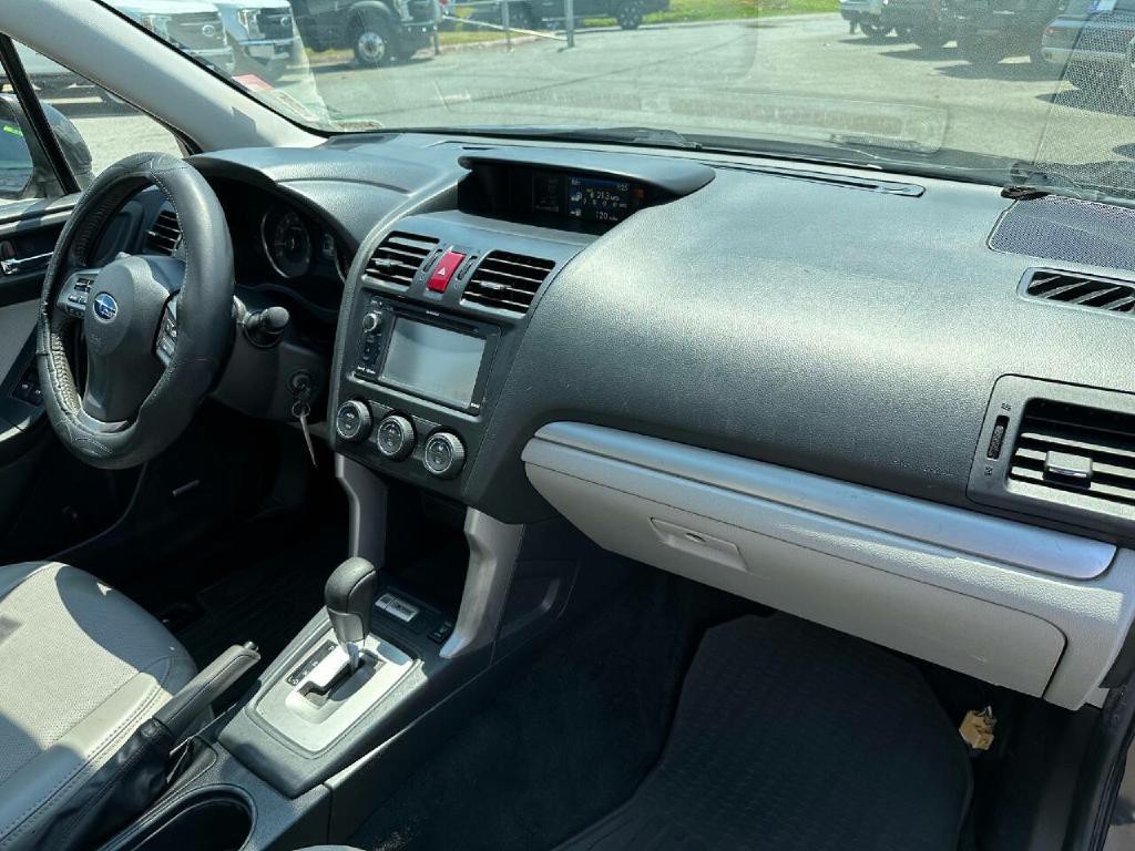 2015 Subaru Forester Image 32