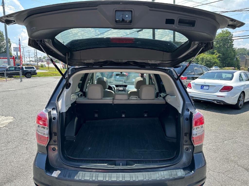 2015 Subaru Forester Image 34