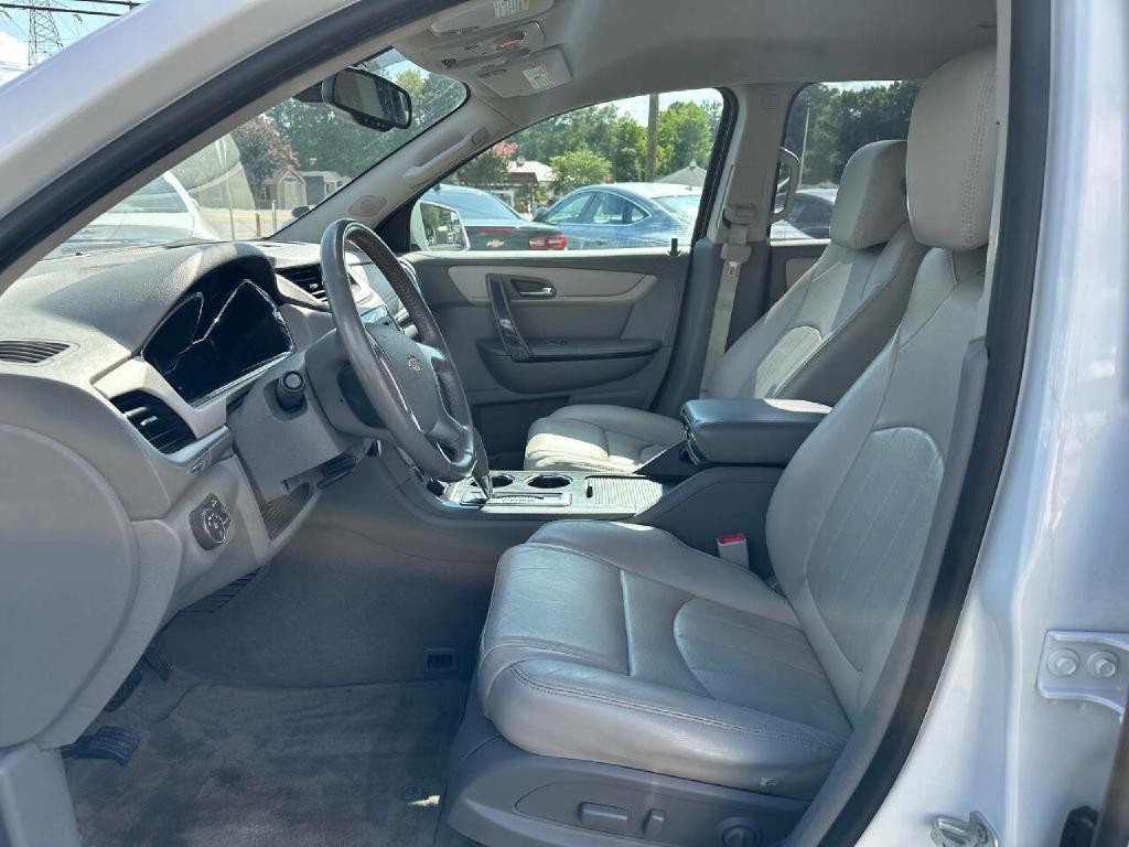 2017 Chevrolet Traverse Image 13