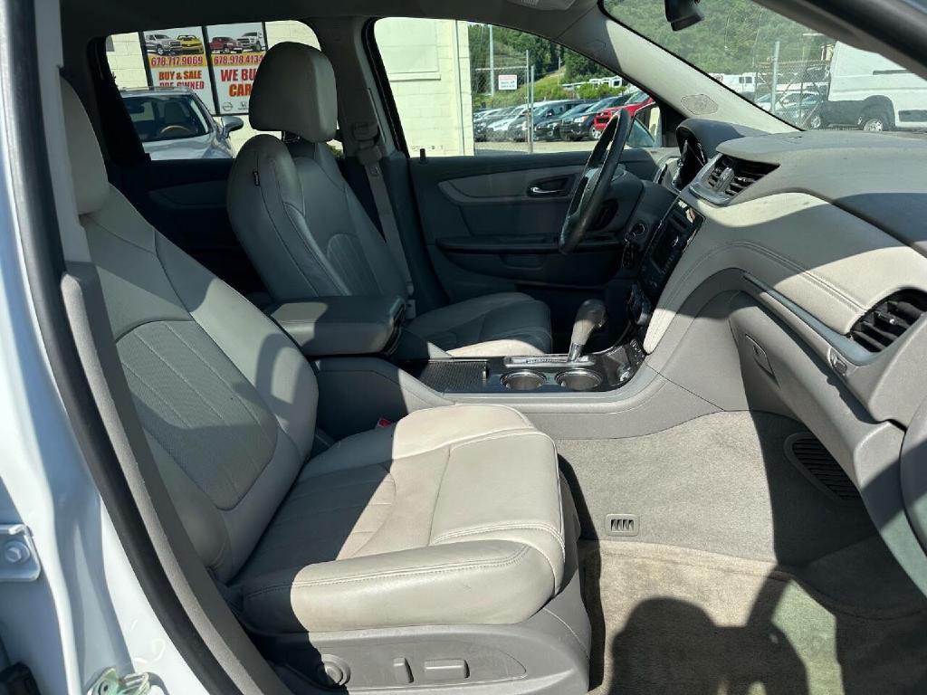 2017 Chevrolet Traverse Image 37
