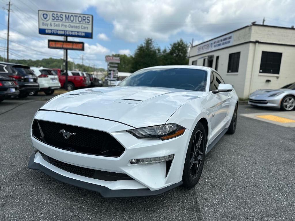 2020 Ford Mustang Image 1