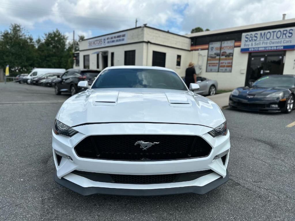 2020 Ford Mustang Image 2