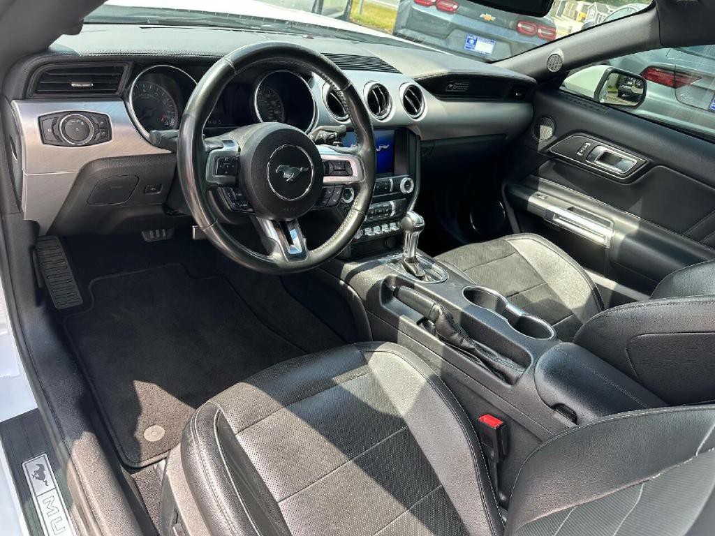 2020 Ford Mustang Image 17