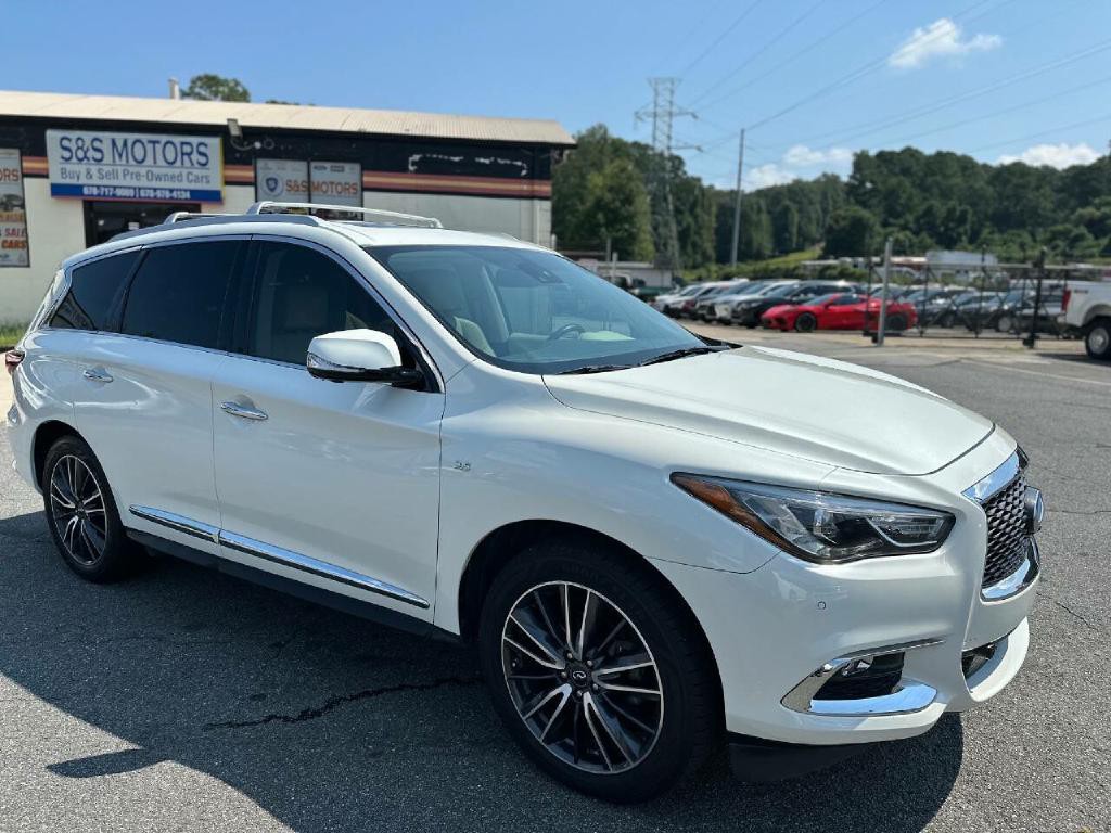 2017 INFINITI QX60 Image 10