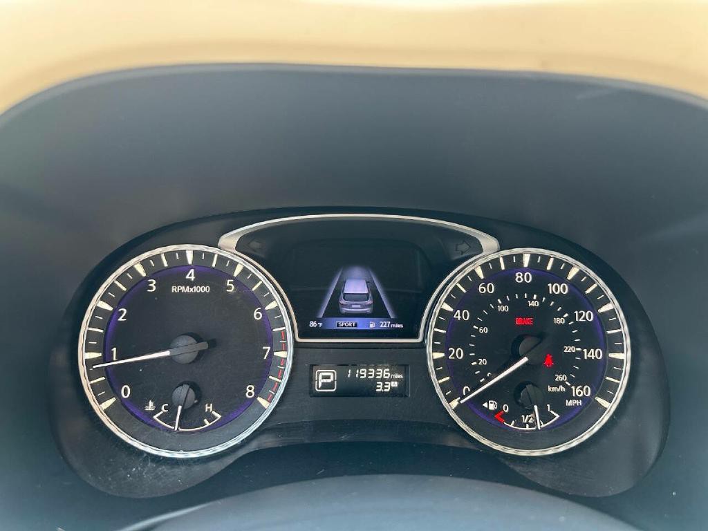 2017 INFINITI QX60 Image 17
