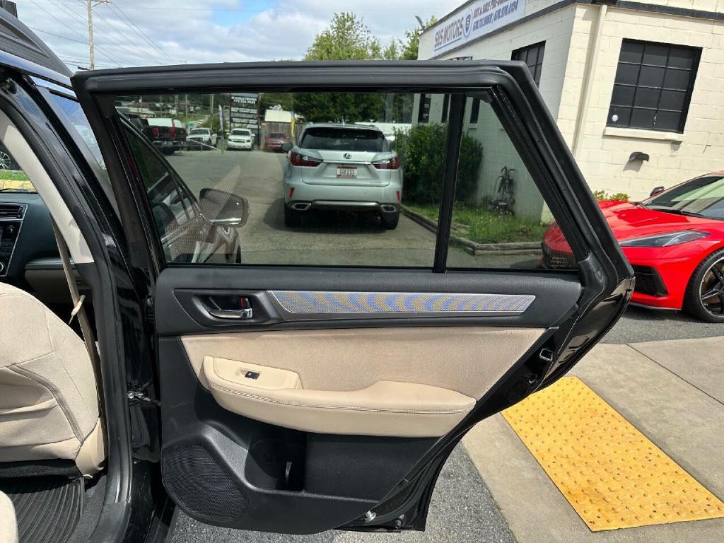 2018 Subaru Outback Image 33